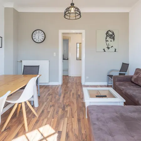 Neustadt Domizil Apartman *